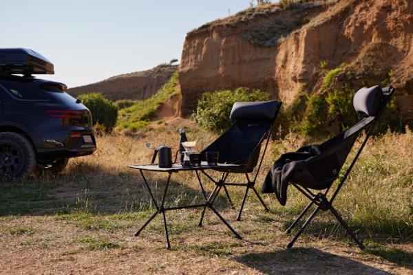 Genesis　unveils　Camping　Gear　Black　Edition　