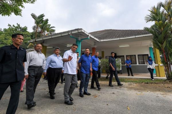 Deputy IGP: Interpol Red Notice list for Muhyiddin’s son-in-law still in process